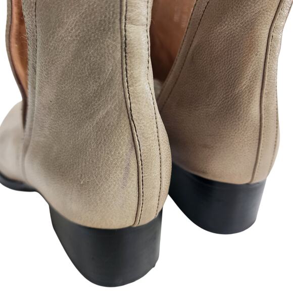 Jeffrey Campbell Womens Oriley Cutout Ankle Boots Size 8.5 Taupe Gray Leather - Picture 8 of 12